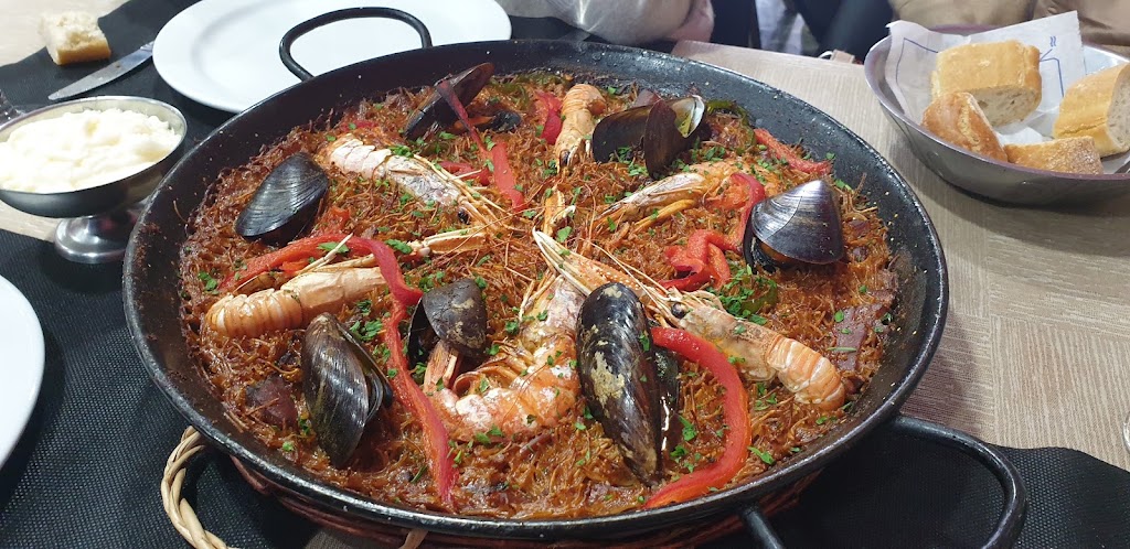 Bar Arturo — Comida y bebida