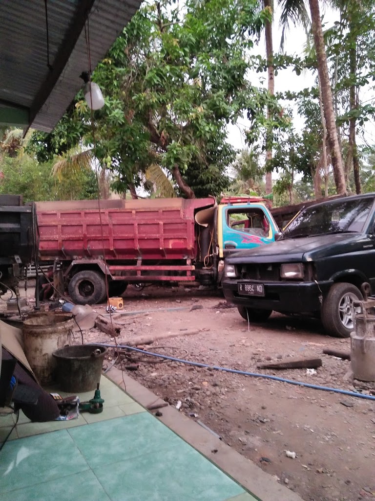 Bengkel Mobil Dan Las Al Kusno