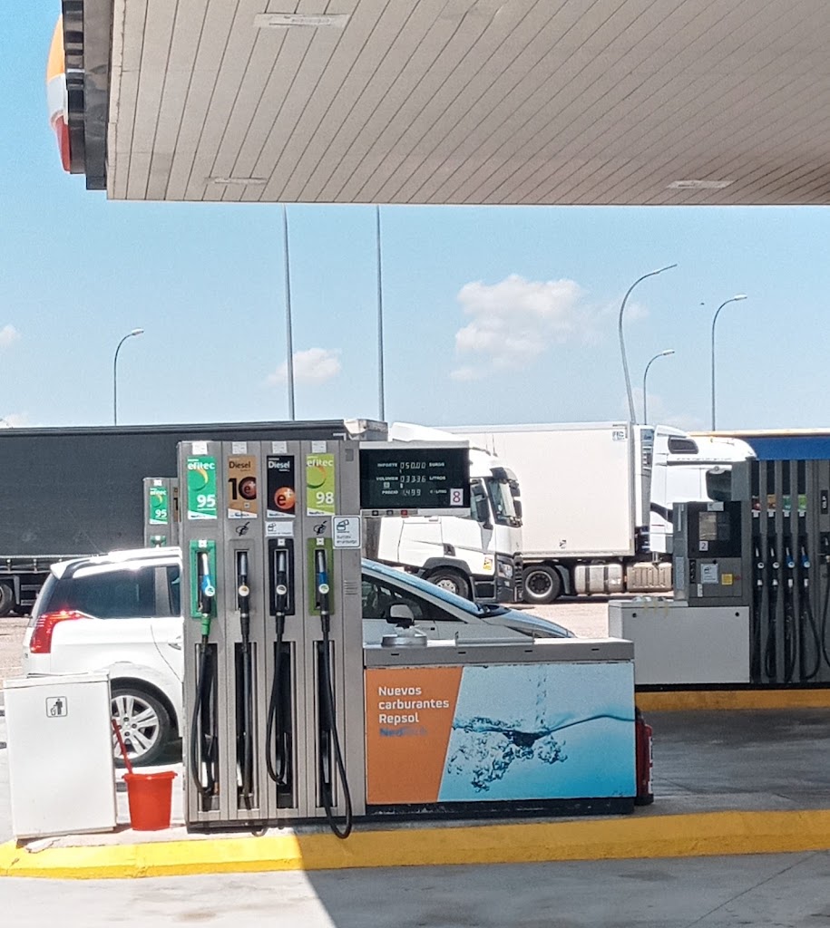 Repsol Area Europa - Area 365 — Estacion de servicio
