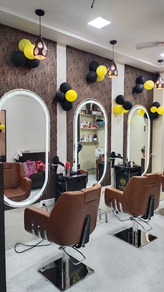 Magic Mirror Unisex Salon