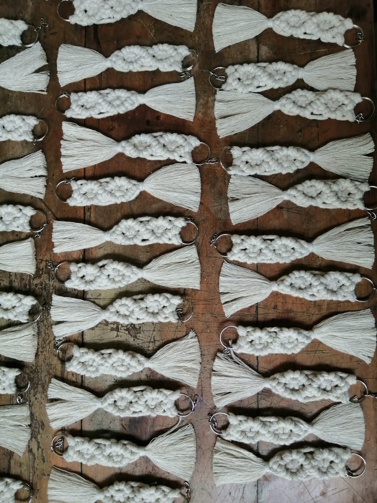 Llaveros Personalizados con Macrame