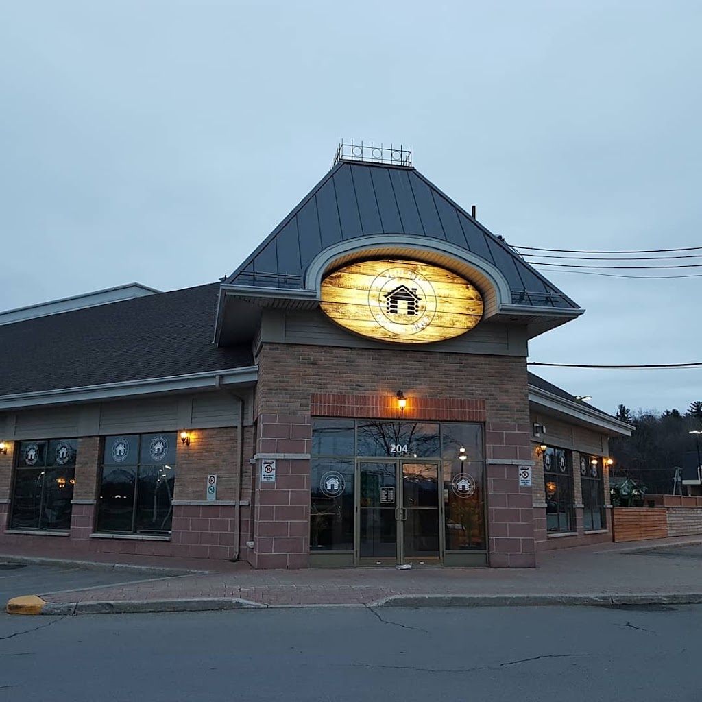 Restaurant Au Petit Chalet in Blainville