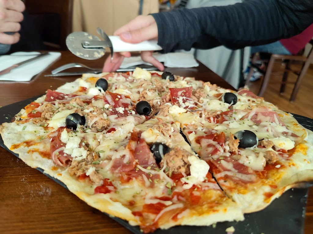 The Bervis Bar — Pizza