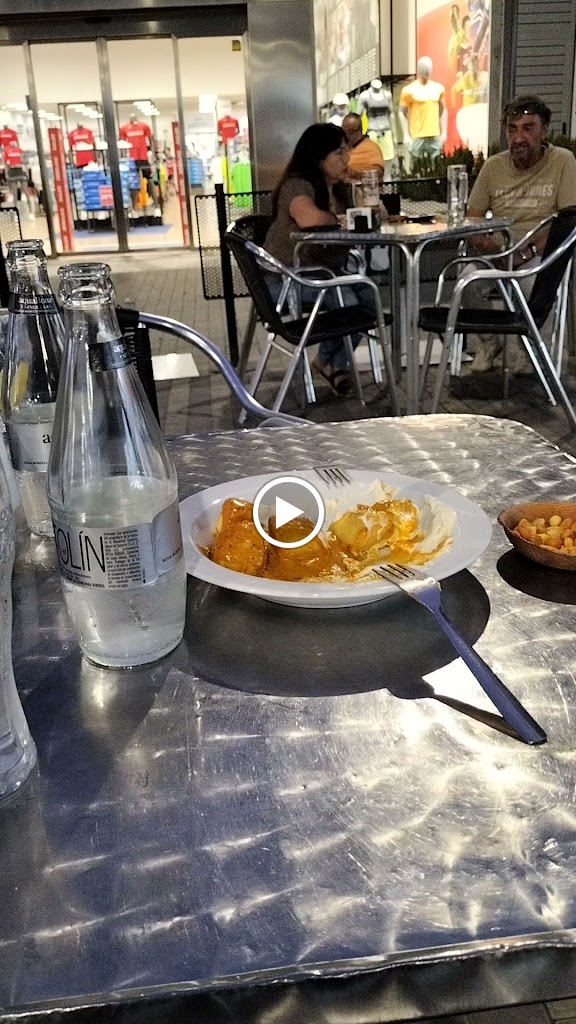 Cerveceria/Cafeteria La Jamboteca de Rivas — Videos