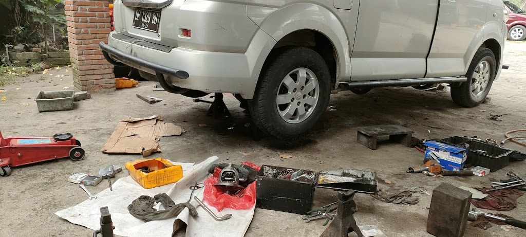 Bengkel mobil tohpati