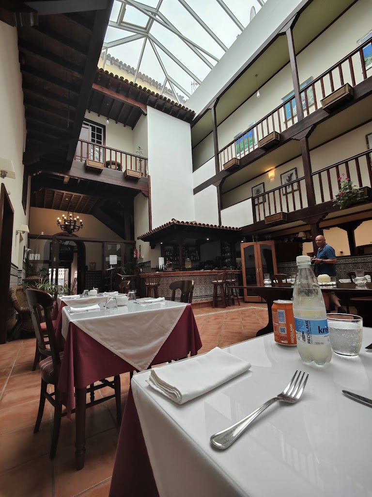 Restaurante Victoria — Ambiente