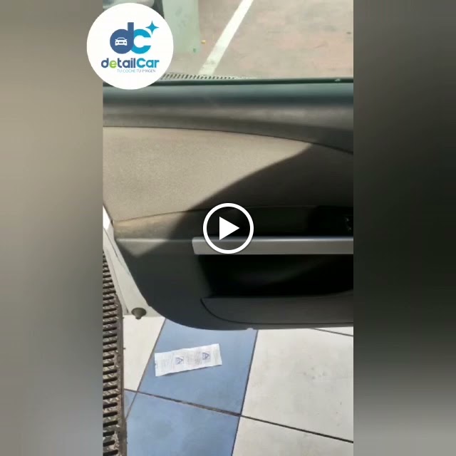 DetailCar Parque Ademuz limpieza de coches, limpieza de tapiceria. — Del propietario