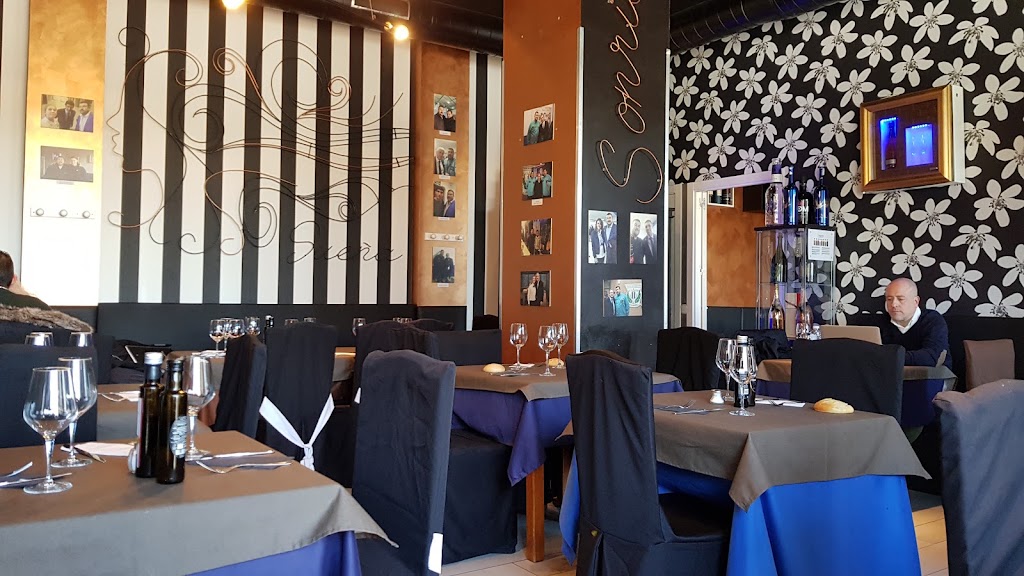 TXARAMI Parrilla Casa Angel — Ambiente