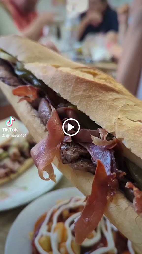 Solimontgo Bar Restaurante by Maven — Videos