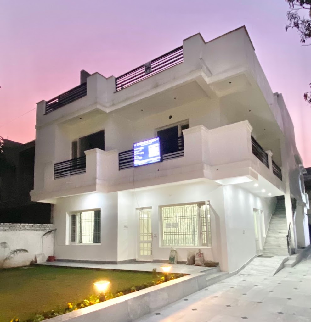 Dr Pranav Gupta Eye Surgeon