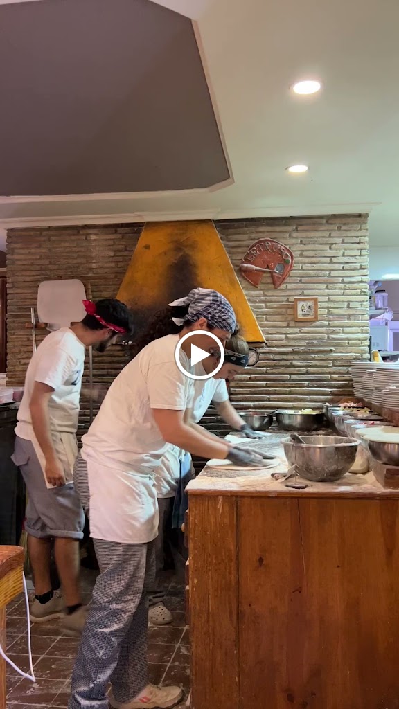 Pizzeria L'Etrusco — Videos