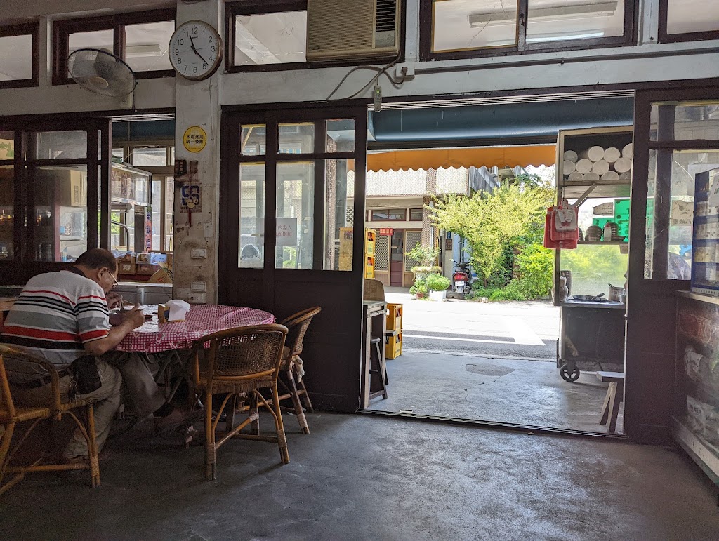 旺嫂麵店 旺伯雜貨店 的照片