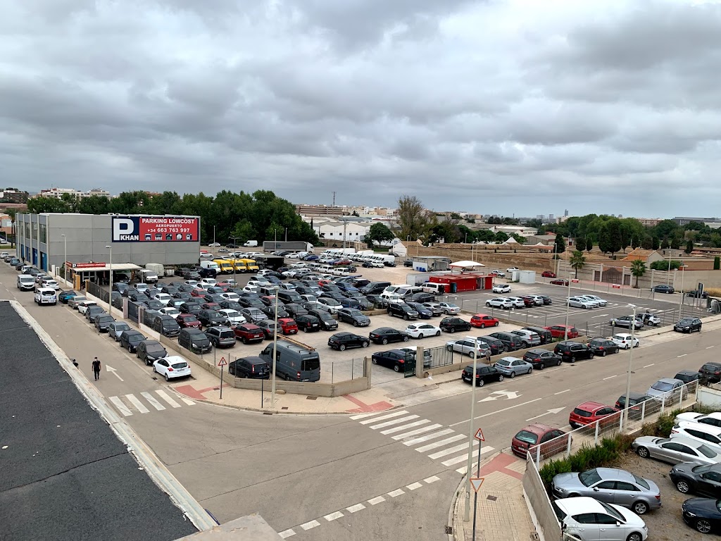Khan Low Cost Parking Aeropuerto Valencia