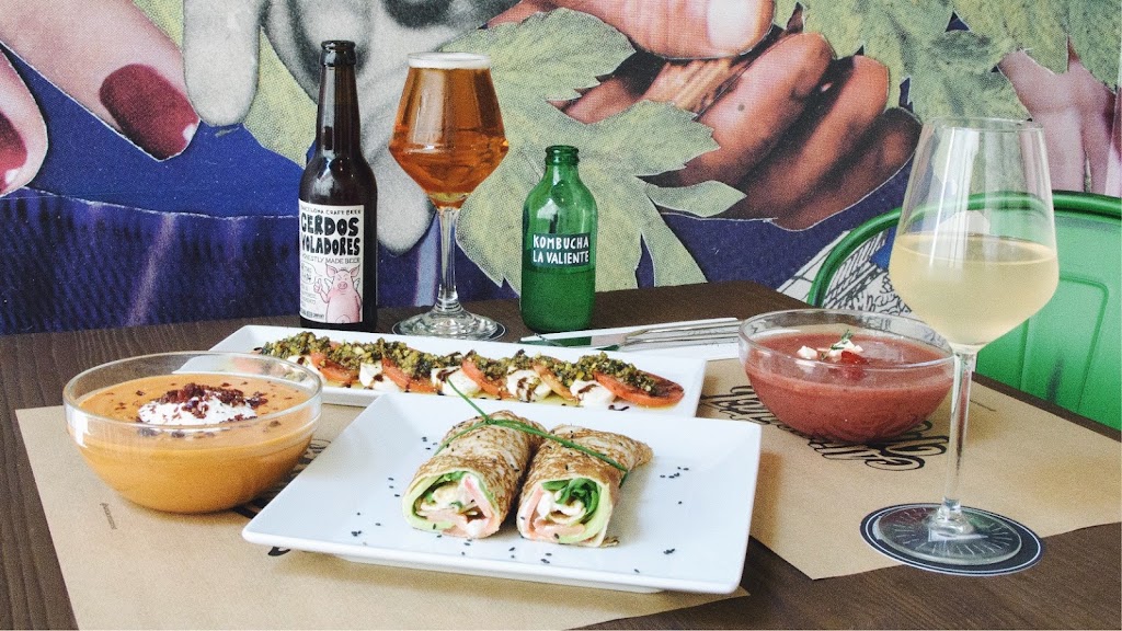 Restaurante | Santa Cereza — Comida y bebida