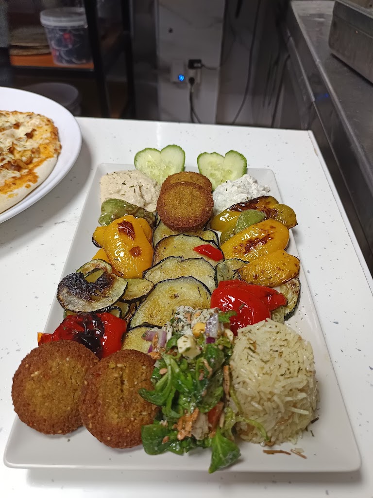 BR GRILL KEBAB (Todo Casero) — Comida y bebida