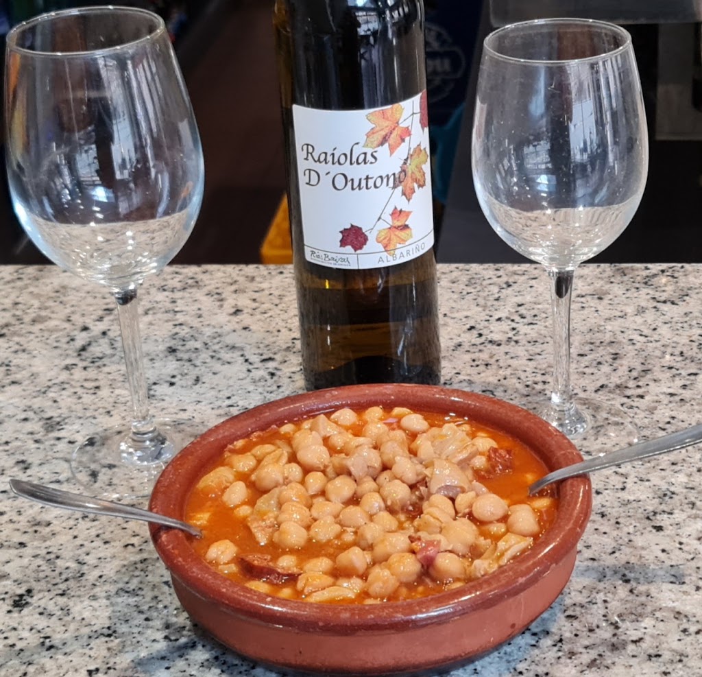 CEFETERIA BAR MAYPA — Comida y bebida