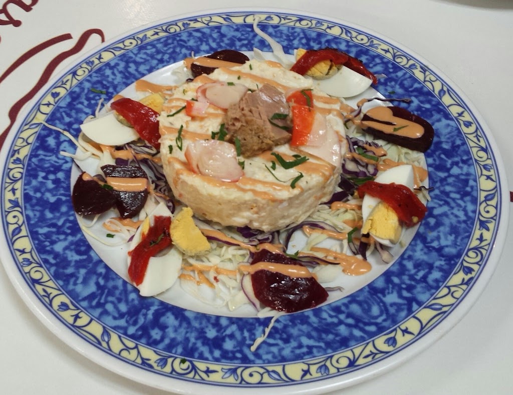 Restaurante la Perla Casa Curro — Comida y bebida