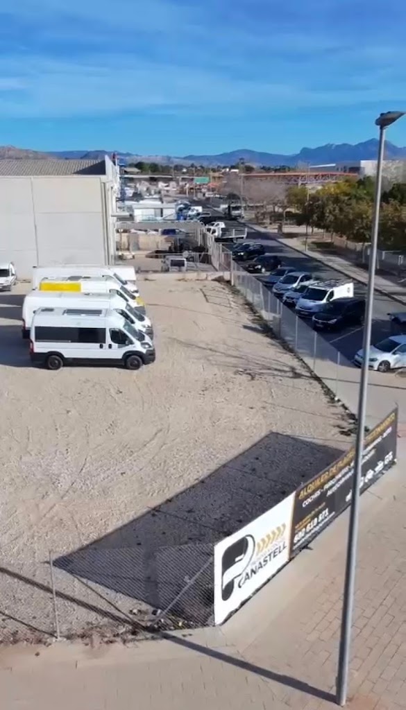 Canastell Parking y Coches S L — Del propietario