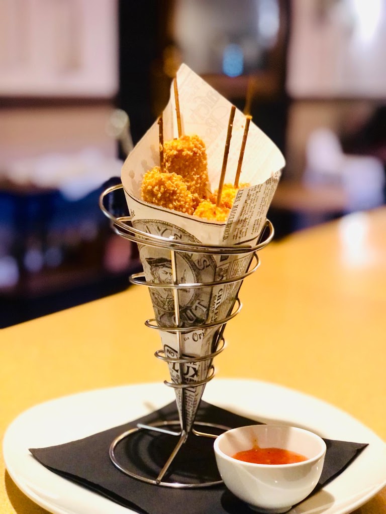 Gastrobar Maria Cortez — Comida y bebida