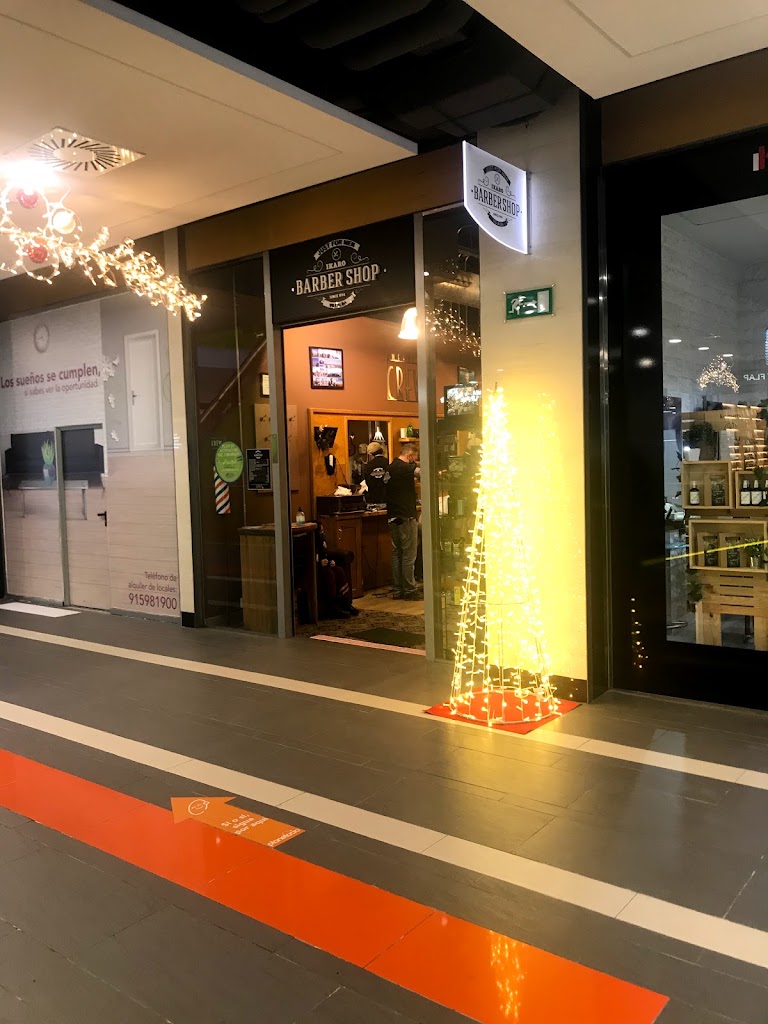 Ikaro Peluqueros Mujer — Exterior