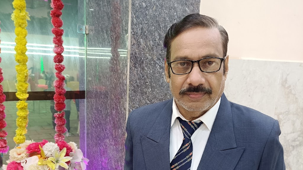 Dr. Dr Rajesh Kumar Gupta