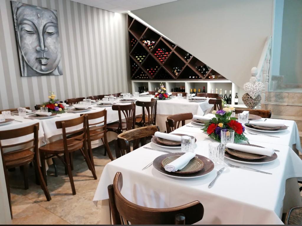 Moon Restaurante San Vicente — Ambiente