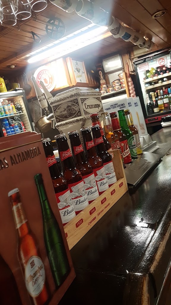 Cruzcampo Bar La Reja "Animo" — Ambiente
