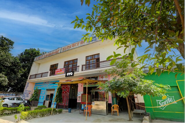 Spot On Relax Inn Residency
