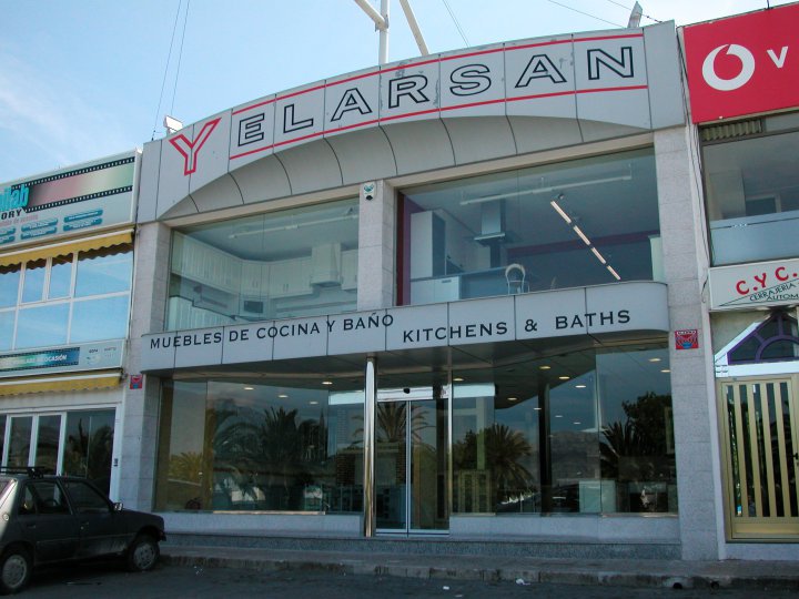 Yelarsan Muebles de Cocina Alfas del Pi