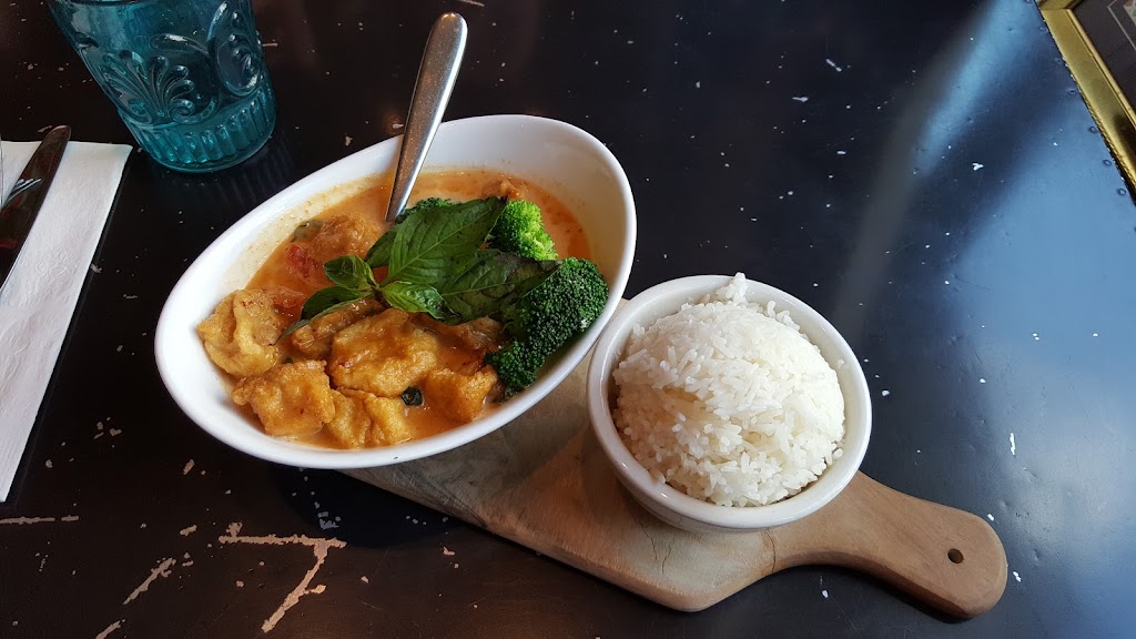 Sisters Thai
