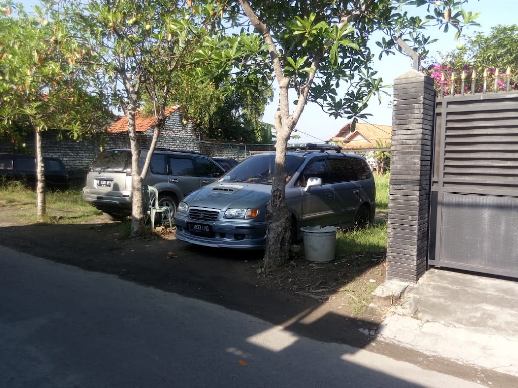 Bengkel Mobil Putra Sampang