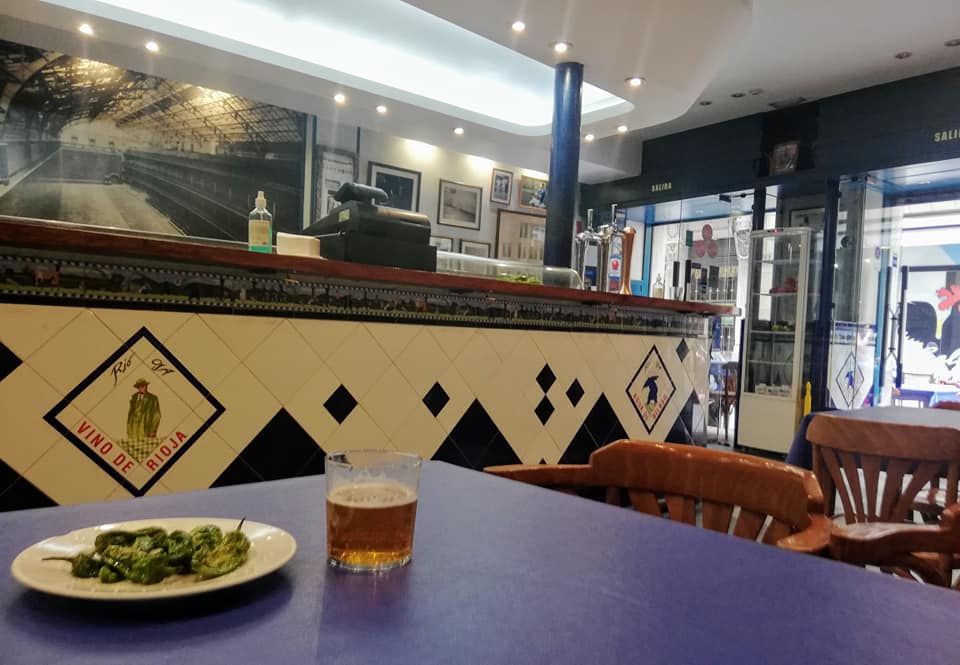 Rio-Oja Restaurante — Comida y bebida