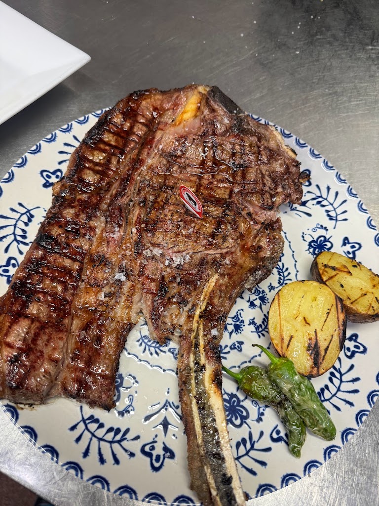 Restaurante Antiquario — Comida y bebida