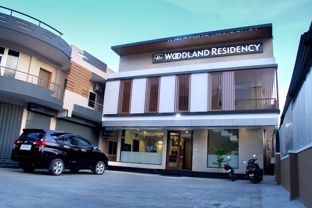 Hotel Woodland Residency