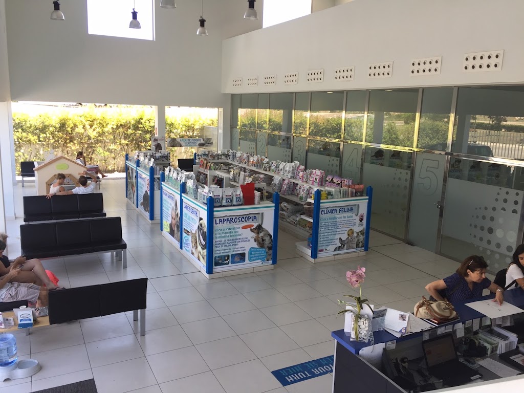 AniCura Arago Hospital Veterinari | Urgencies 24h — Del propietario