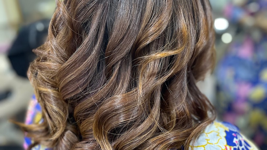 Samir S Salon Hiranandani Thane