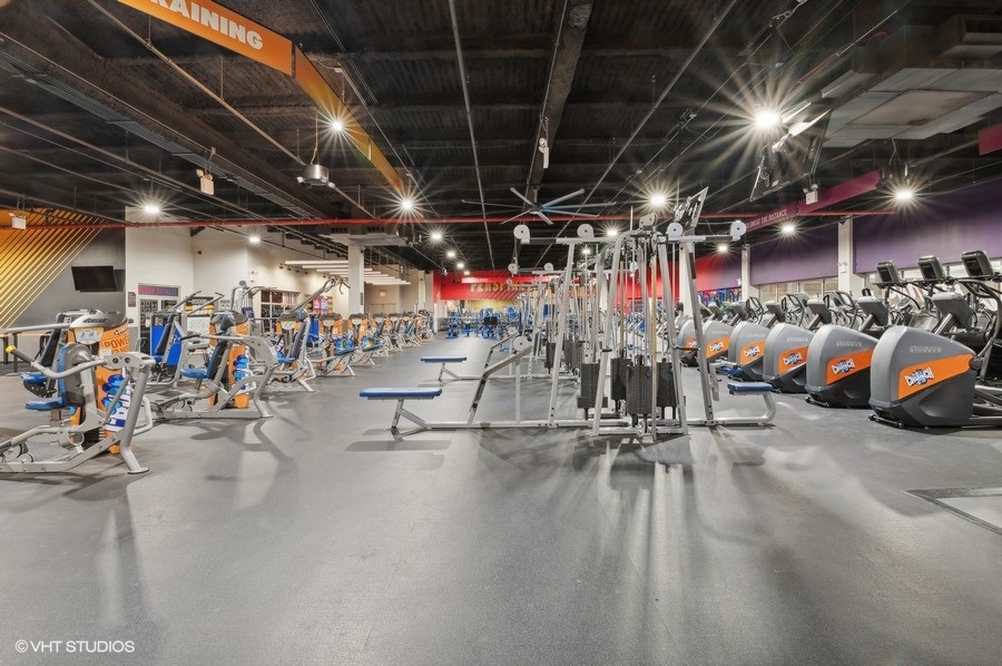  Crunch Fitness - Rochdale