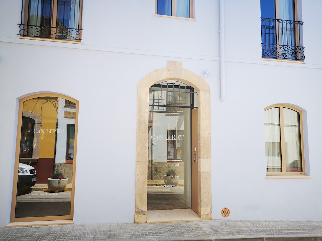 Can Liret Hotel — Exterior