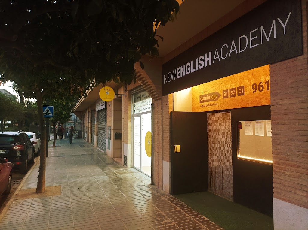 NEW ENGLISH ACADEMY