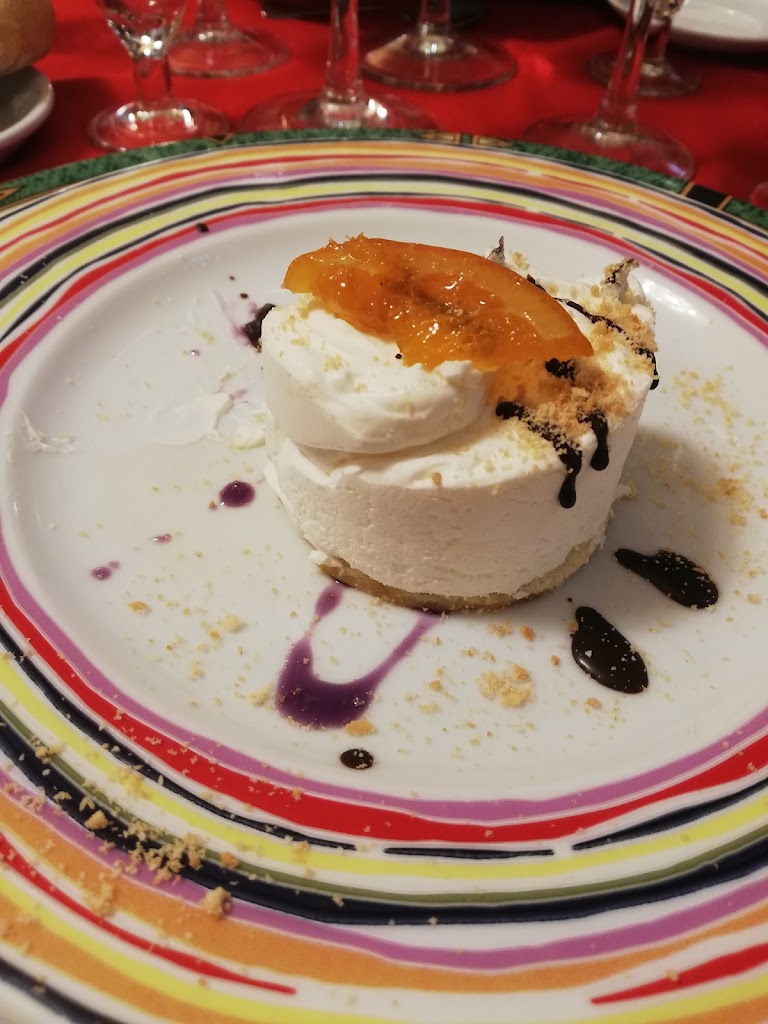 Salon Viher — Comida y bebida