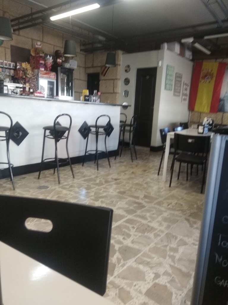 Bar Cafeteria Real — Ambiente