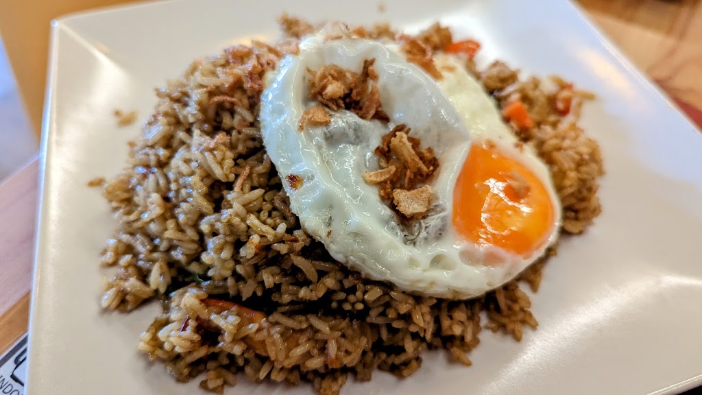 Warung Indostar (Restaurante indonesia) — Arroz frito