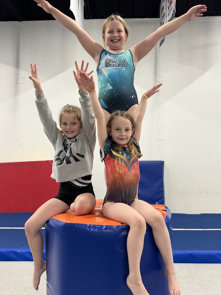  Aerial Bound Tumble & Cheer