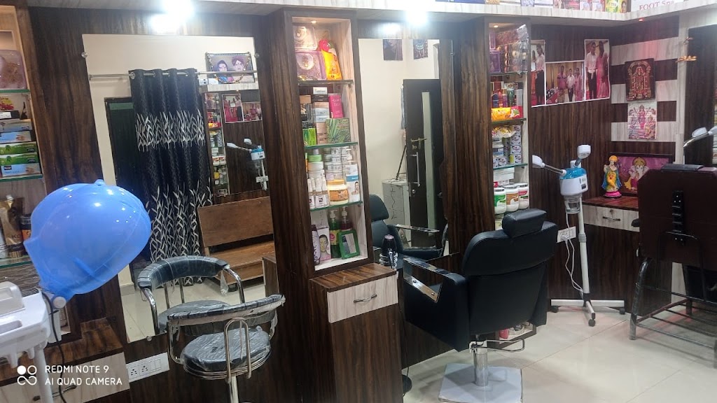 Sakhi Beauty Parlour
