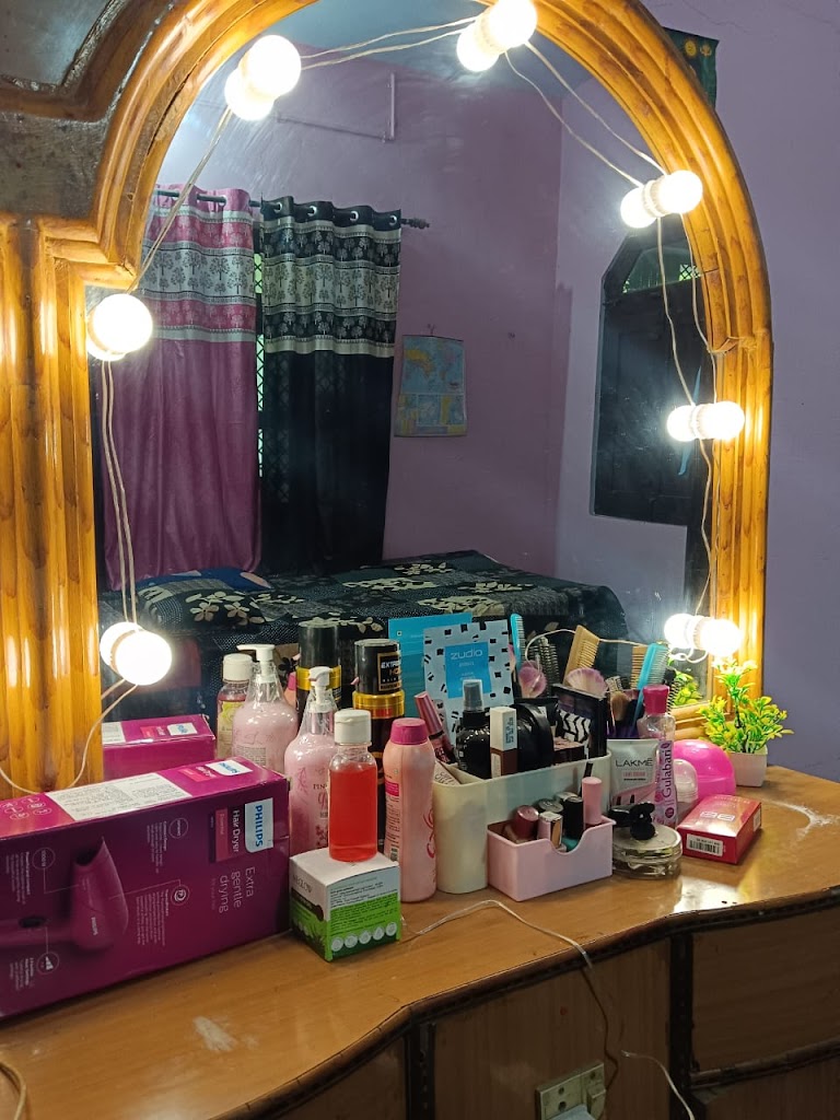 Sangini Ladies Beauty Parlour And Training Centre Bharthana