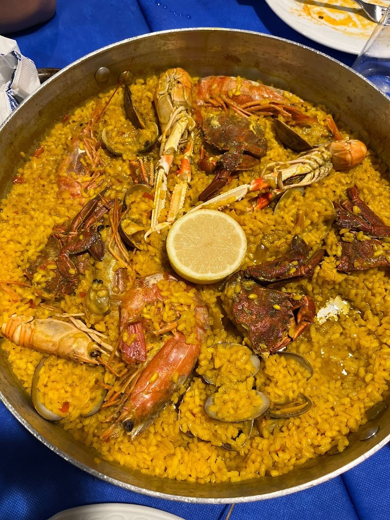 Restaurante La Vieja Rula — Paella