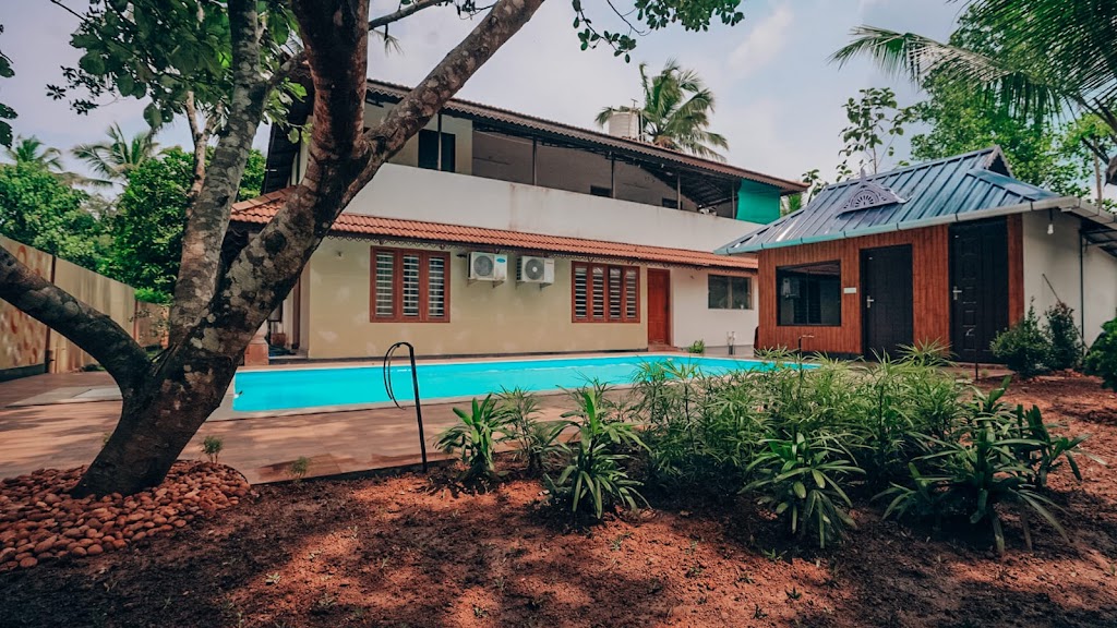 Luxury Budget Homestay Villa Kochi Airport