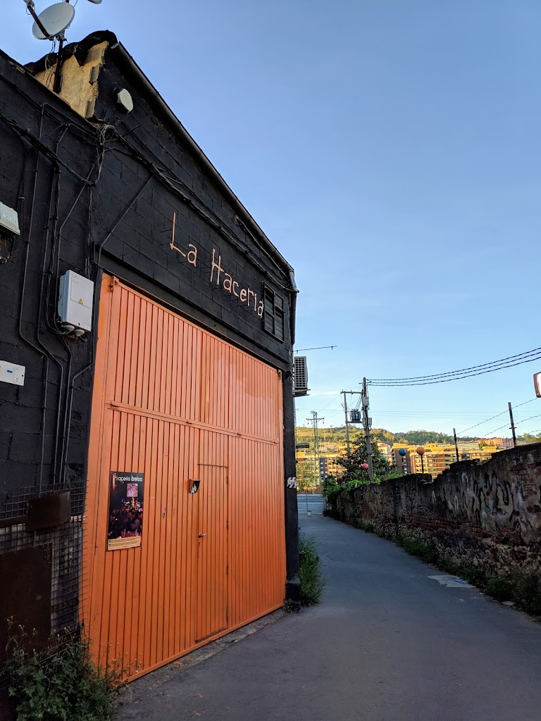 La Haceria Artes Escenicas