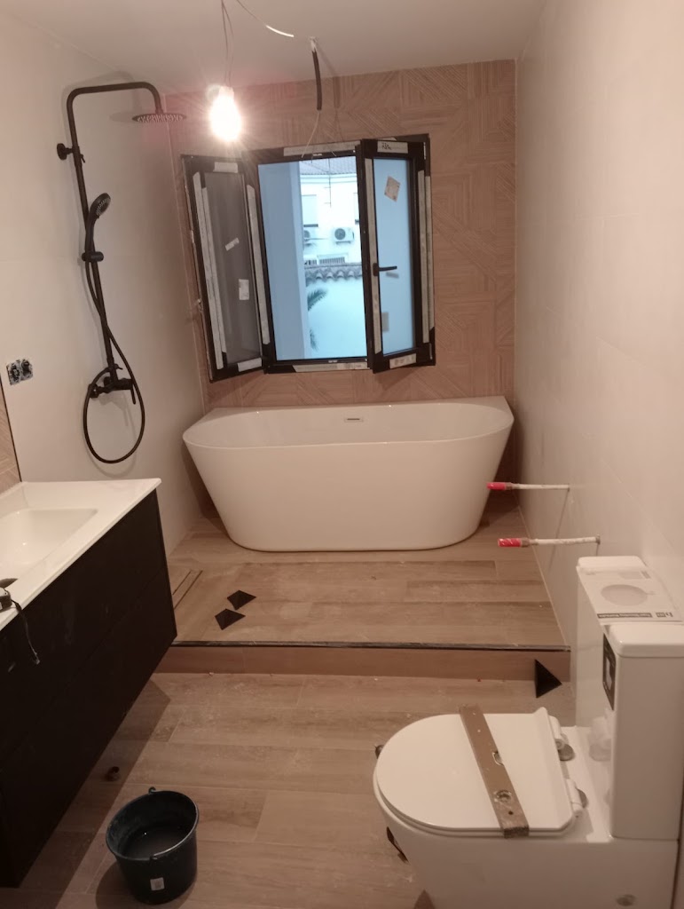 Instalaciones Mandrea — Cuarto de bano