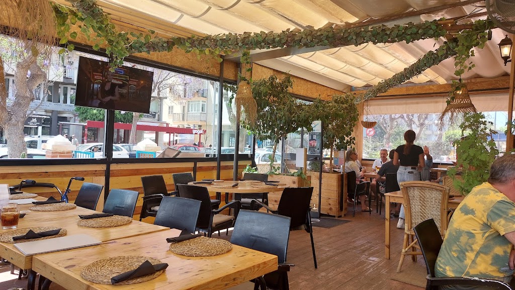 Lo de Sergio Restaurante Parrilla — Ambiente